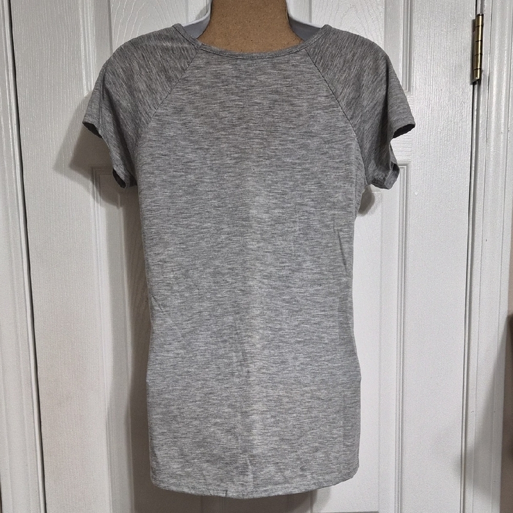 Maurices Gray and Cream Lace Short Sleeve Top - Picture 5 of 8
